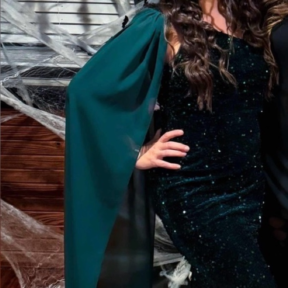 Emerald Green Sequin one-shoulder Evening Dress